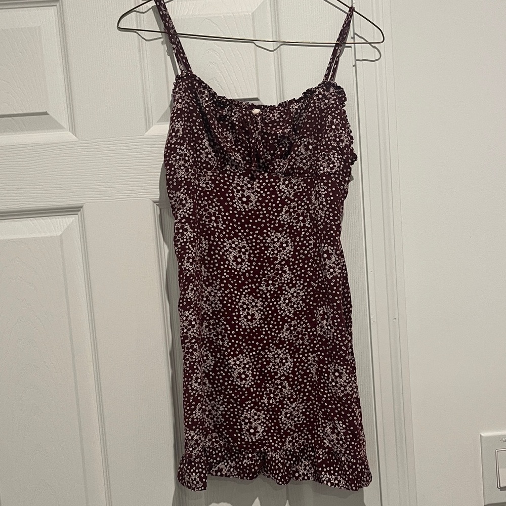 La Hearts Burgundy Floral Mini Dress